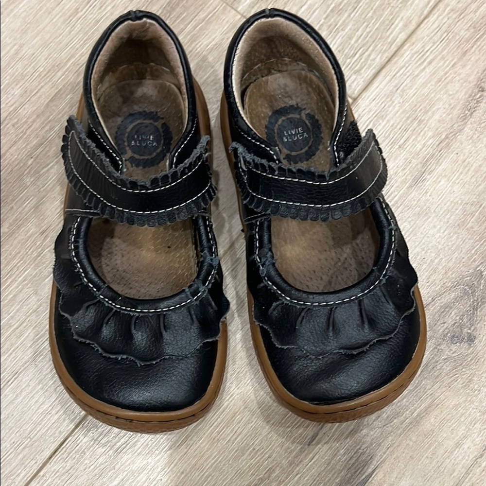 Livie & Luca Black Dress Shoes with Rounded Toe and Velcro Straps - play conditi